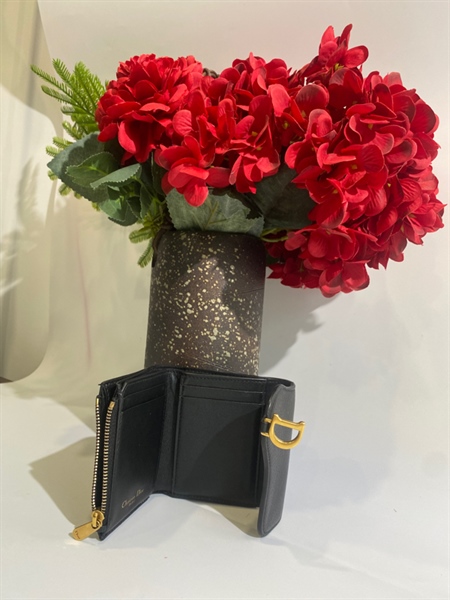 Ví Dior đen khoá vàng KG+