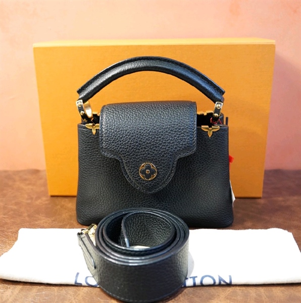 Túi LV Capu đen size small +