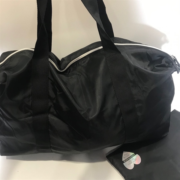 Túi Victoria's đen+