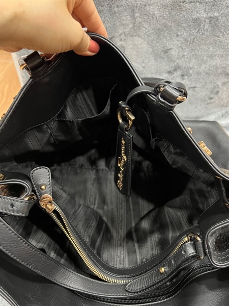 Túi du lịch Salvatore màu đen KG+