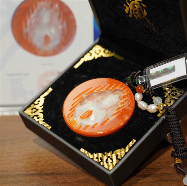 Mặt cẩm huyết 333395 +