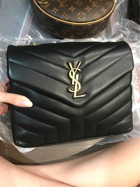 Túi YSL màu đen +