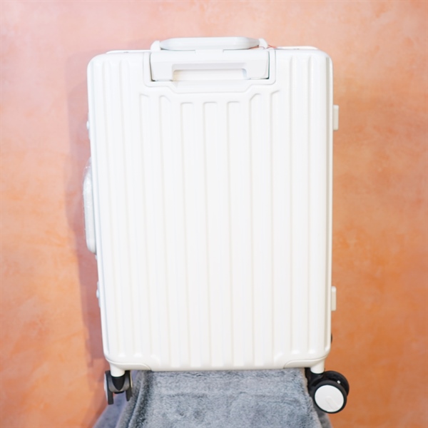 Vali gấu trắng sữa KG+