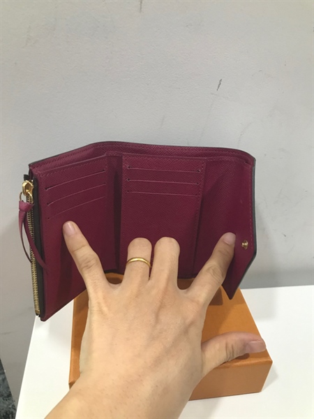 Ví LV Gập 3 Nút Đỏ+