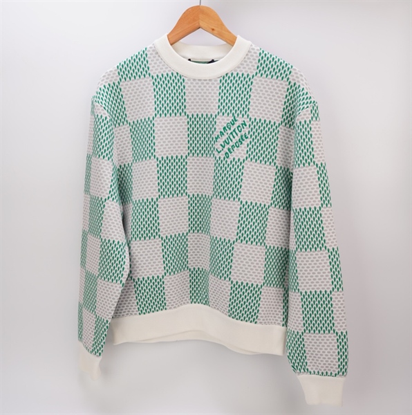 Áo thun LV ô vuông trắng xanh KG+