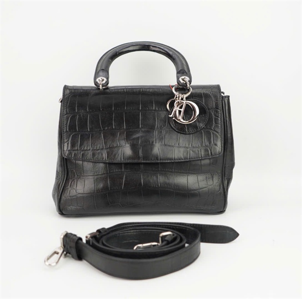 Túi Dior đen có charm size 23++