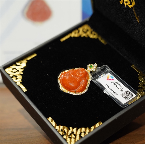 Mặt cẩm huyết 546263 +