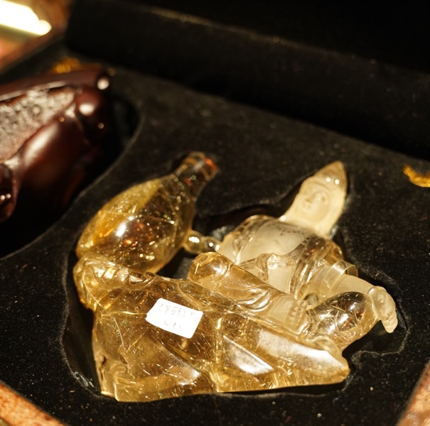 Tác phẩm Phật ngồi Quan Âm 656537 +