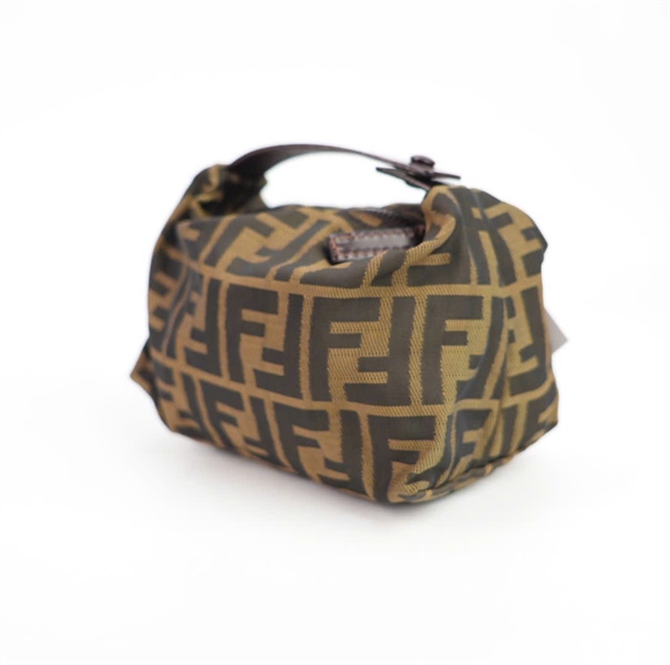 Túi Fendi nhỏ xanh rêu +