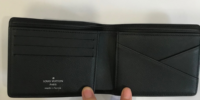 Ví Lv xanh đen Kg+