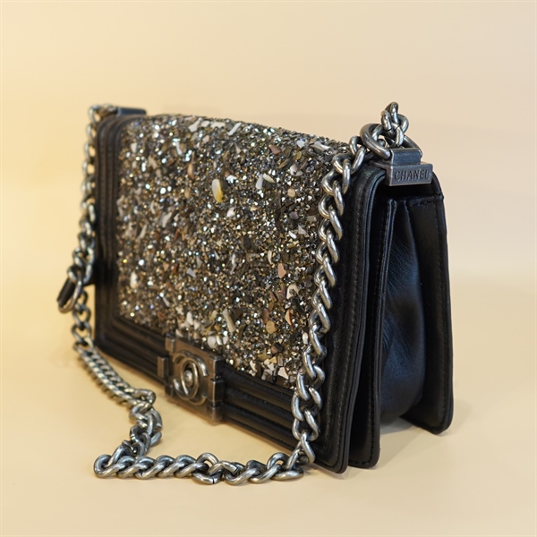 Túi Chanel đeo chéo