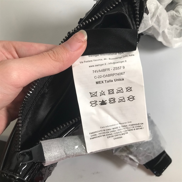 Túi Versace đen KG+