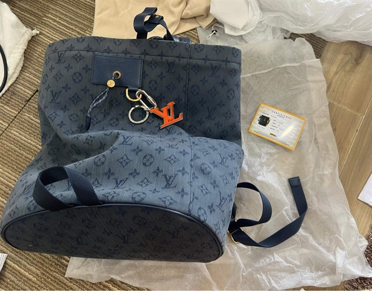 Túi LV Xám Logo Cam KG+