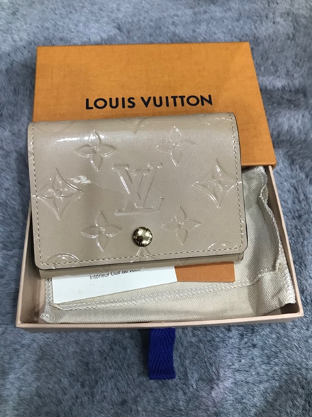 Ví card LV kem bóng +