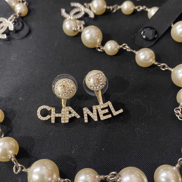 Bông tai Chanel KG+