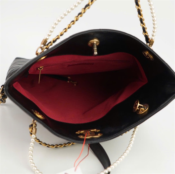 Túi Chanel đen nắp gập size 25 ++