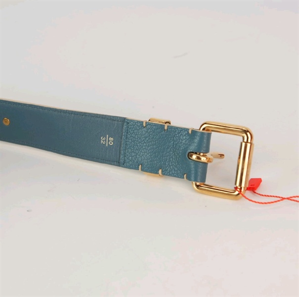 Thắt lưng LV màu xanh KG+