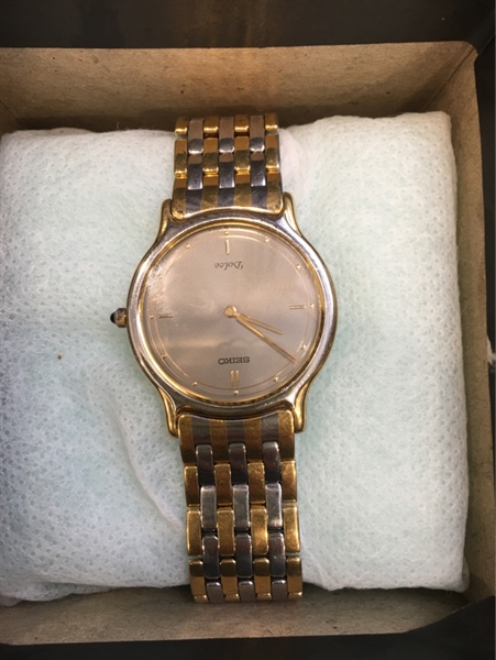 Đồng hồ Seiko KG+