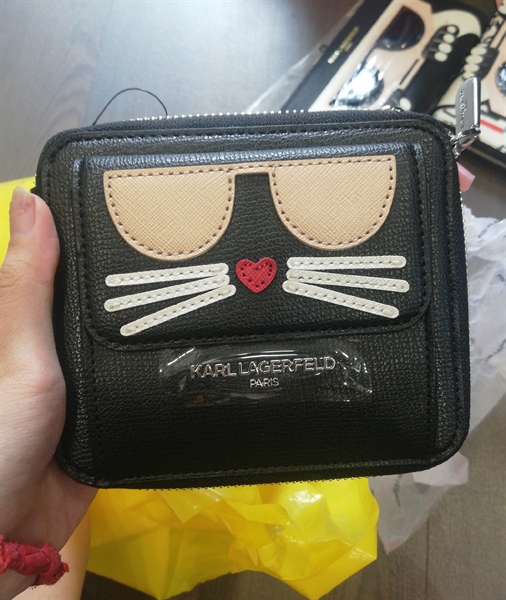 Ví Karl Lagerfeld đen KG+