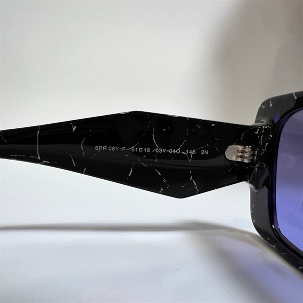 Kính prada đen KG+