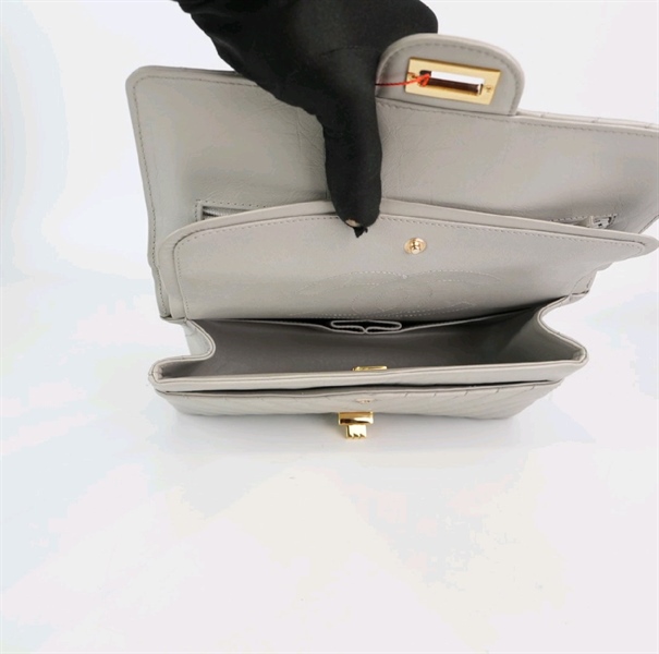 Túi Chanel xám trắng KG+