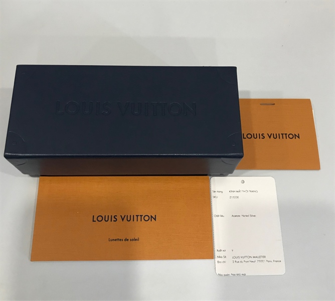 Kính LV bông hoa 4 cánh KG+