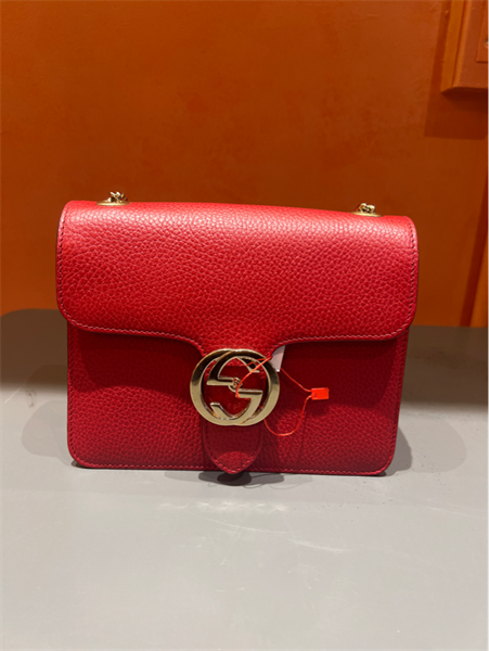 Túi GC đỏ khoá vàng+