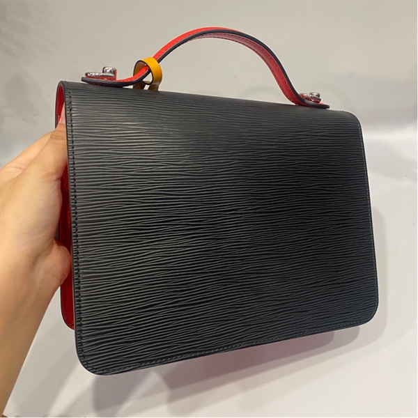 Túi LV đen dây xanh KG+