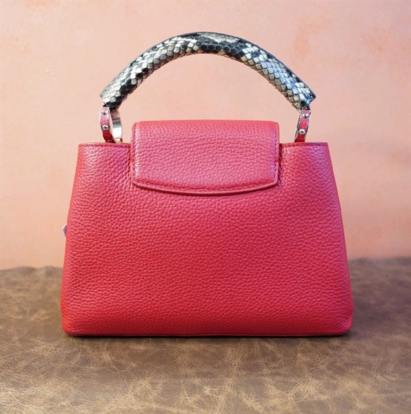 Túi LV Capu đỏ quai da rắn +