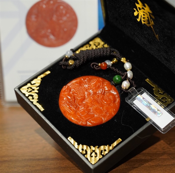 Mặt cẩm huyết 542235 +