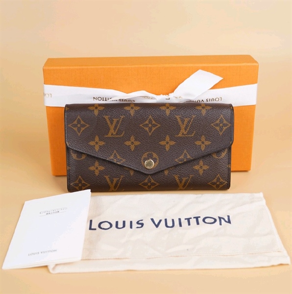 Ví dài LV hoa nâu nắp gập +