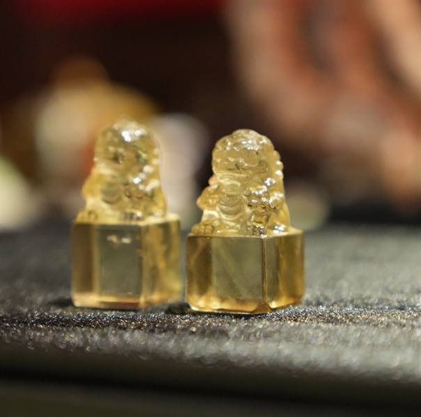 Cặp ấn sư thạch anh vàng +