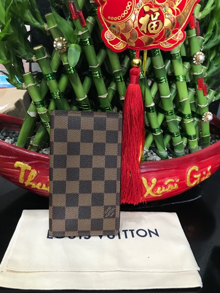 Ví LV ô vuông nâu gập 2 KG+