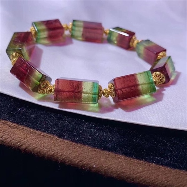 Vòng tay đá Tourmaline đa sắc KG+