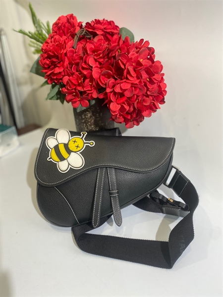 Túi Dior ong vàng KG+