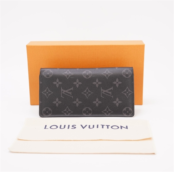 Ví dài LV hoa nâu KG+