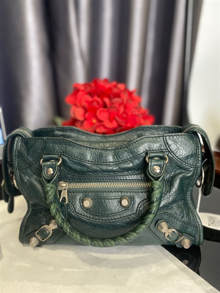 Túi xanh Balenciaga