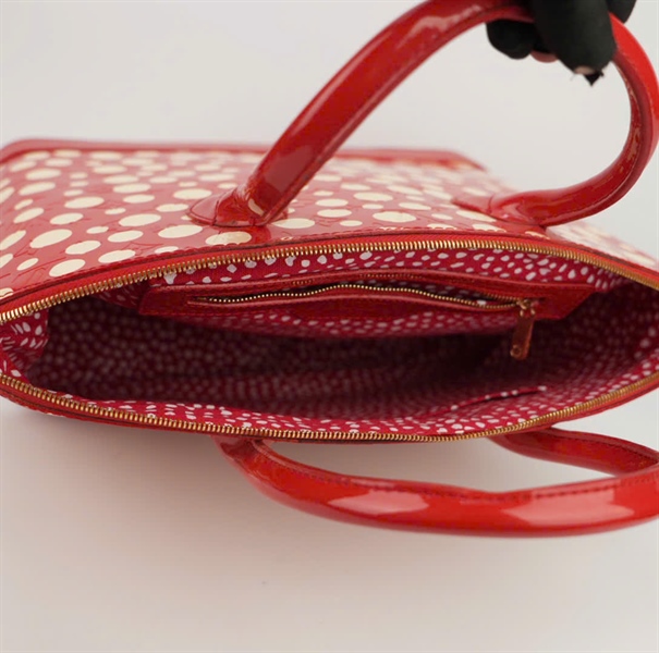 Túi LV da bóng hoa màu đỏ size 30 ++