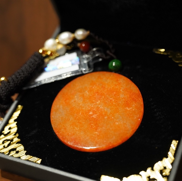 Mặt cẩm huyết 265768 +