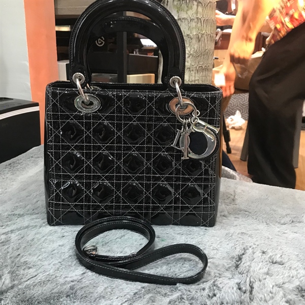 Túi Lady Dior đen bóng 24cm KG+