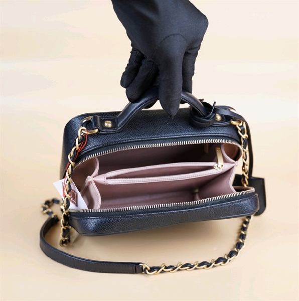 Túi Chanel Vanity màu đen vuông KG+