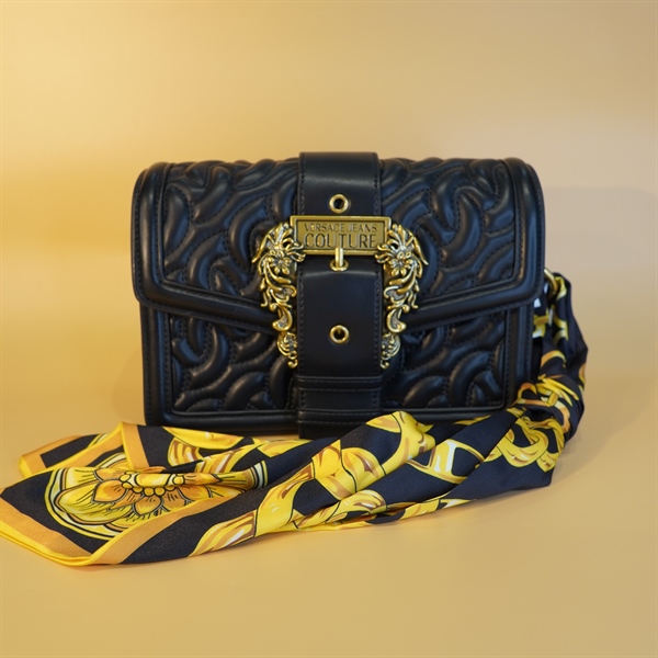 Túi Versace vân đen kèm khăn KG+