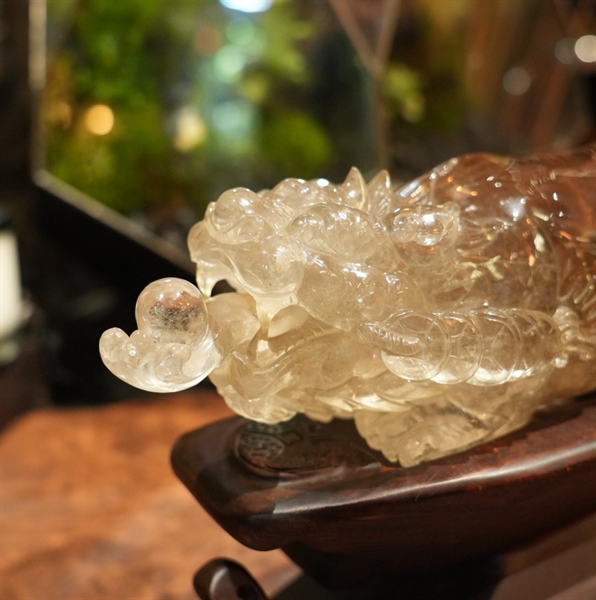 Tác phẩm tỳ hưu size to tóc vàng+