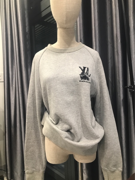 Áo thun LV xám KG +5