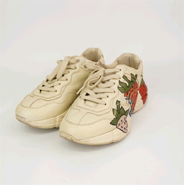 Giày GG hoạ tiết trái dâu KG+