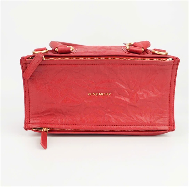 Túi Givenchy màu đỏ size 25 ++