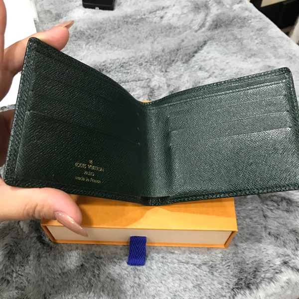 Ví LV gập 2 xanh rêu +