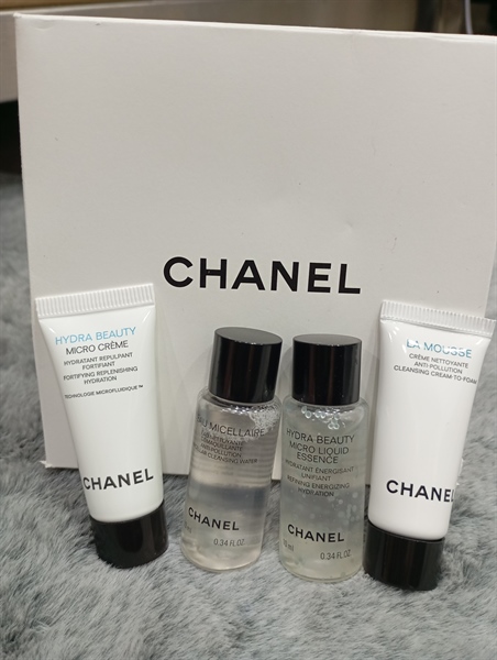 Mỹ phẩm Chanel KG+