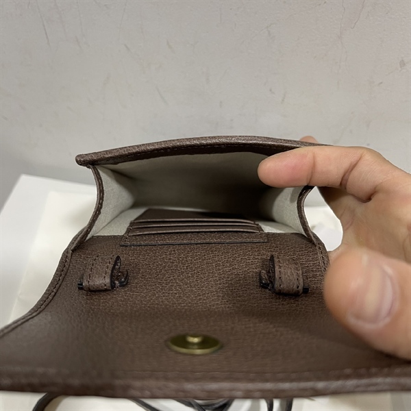 Túi Đeo Chéo GG Đứng+