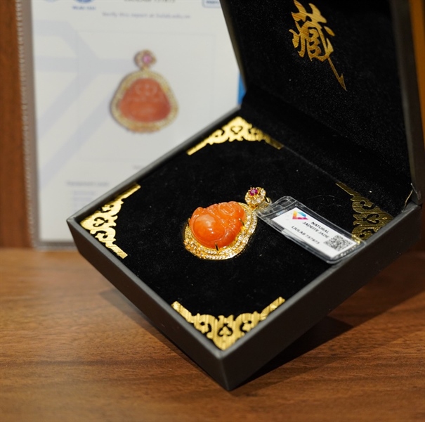 Mặt cẩm huyết 757873 +